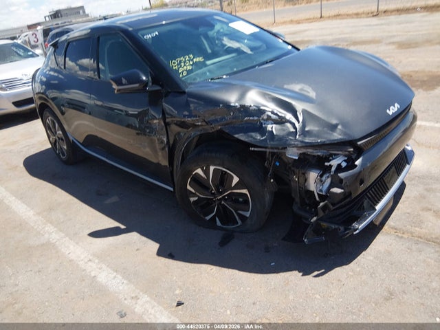 Salvage Kia EV6 Image
