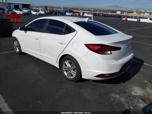 Hyundai ELANTRA Sel