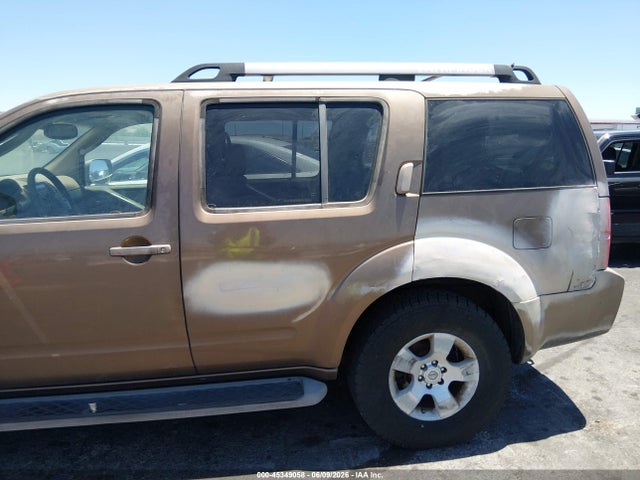Nissan Pathfinder Se