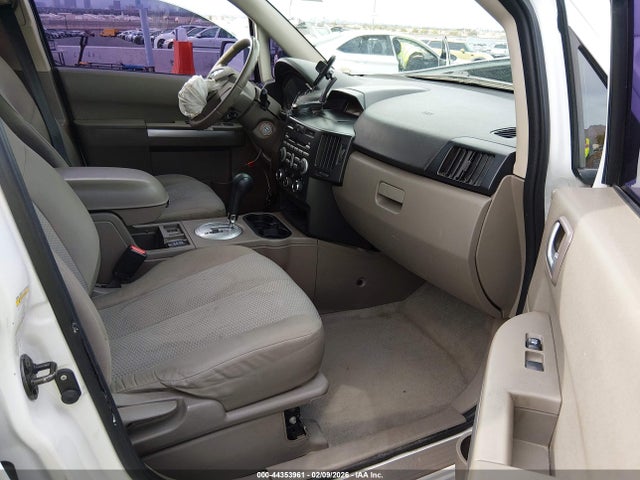 Mitsubishi Endeavor Ls