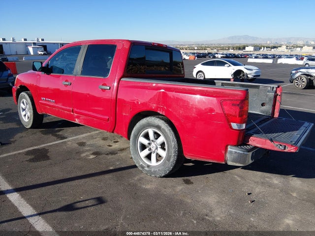Nissan Titan Se