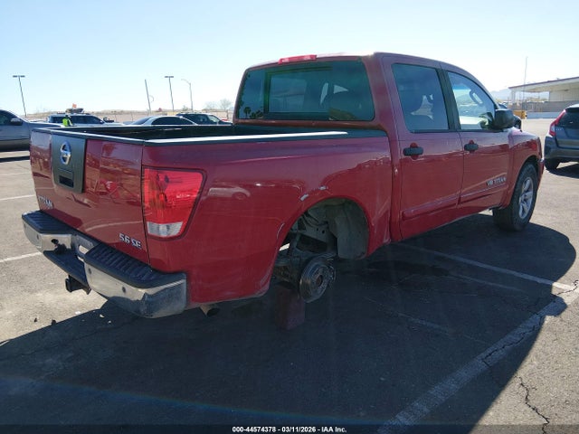 Nissan Titan Se