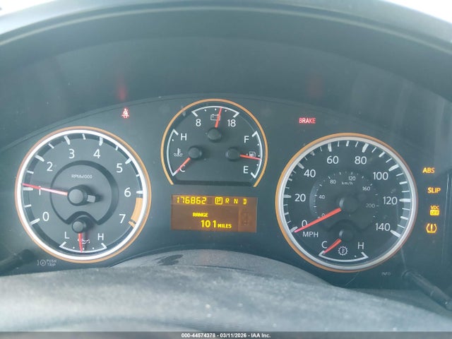 Nissan Titan Se