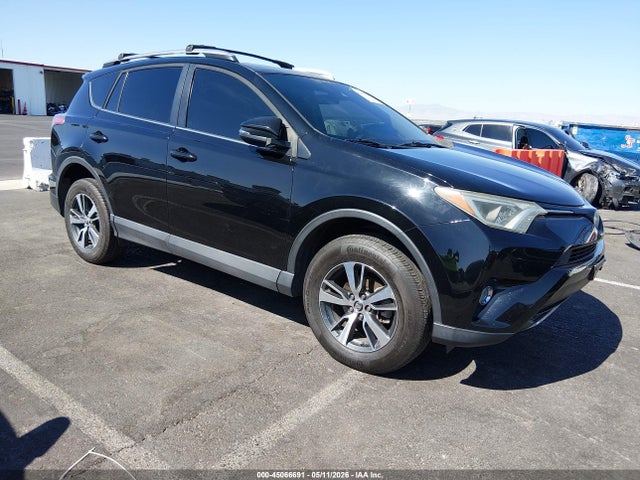 Salvage Toyota RAV4 Image