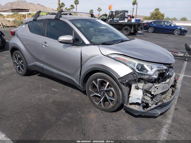 Salvage Toyota C-HR Image