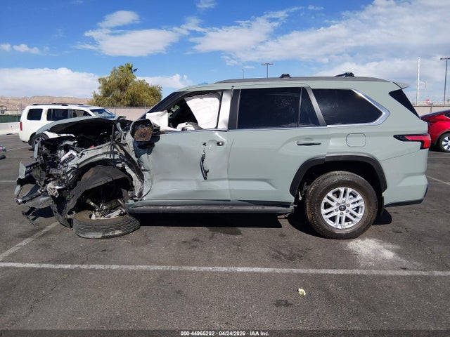 Toyota Sequoia Sr5