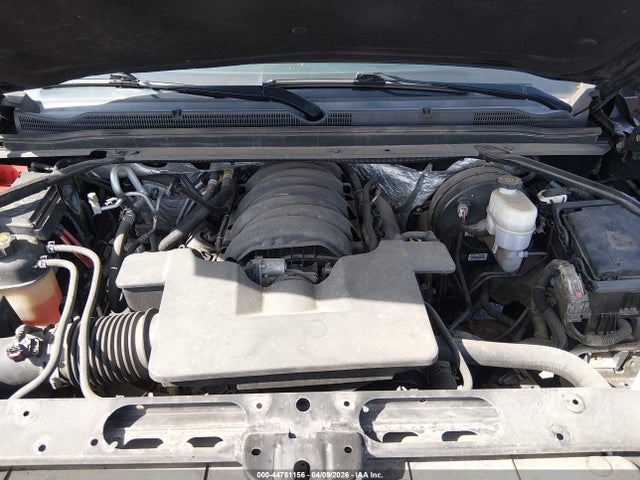 Chevrolet Suburban Lt