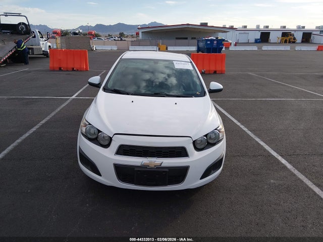 Chevrolet Sonic Lt Auto