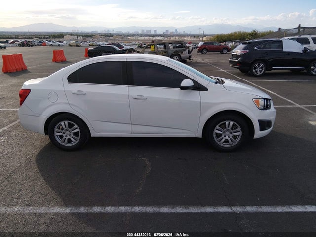 Chevrolet Sonic Lt Auto