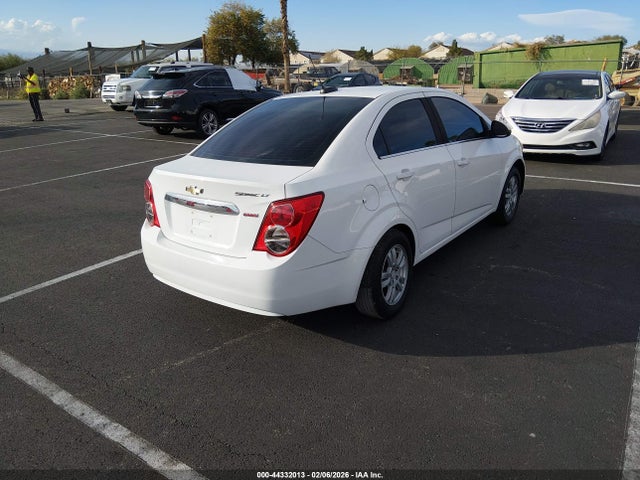 Chevrolet Sonic Lt Auto