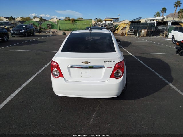 Chevrolet Sonic Lt Auto