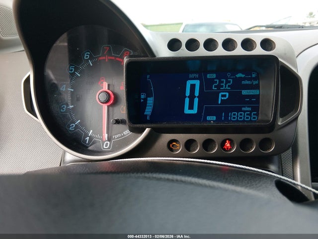 Chevrolet Sonic Lt Auto