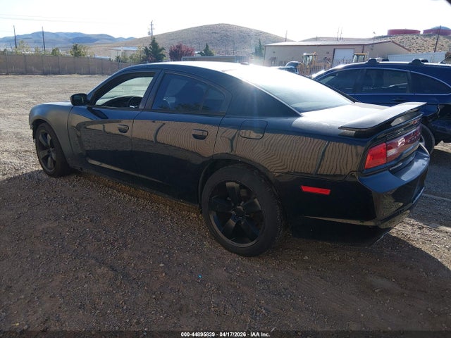 Dodge Charger Se