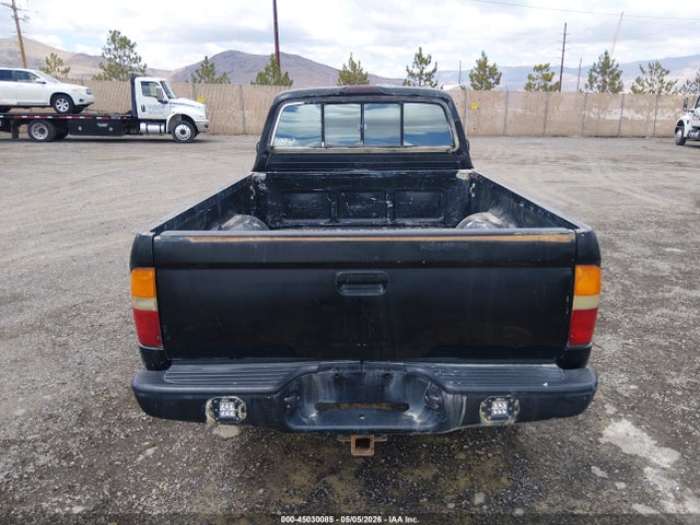 Toyota Tacoma Xtracab