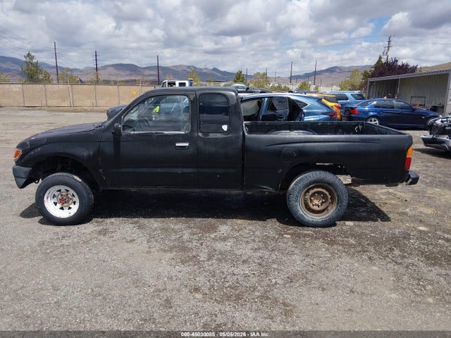 Toyota Tacoma Xtracab