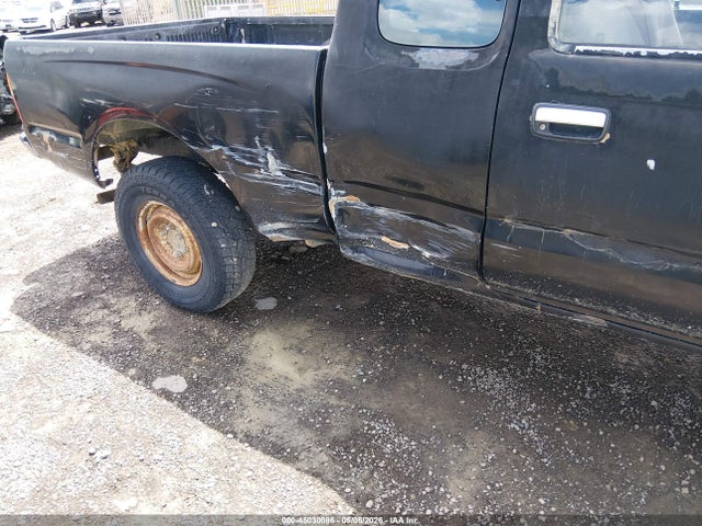 Toyota Tacoma Xtracab