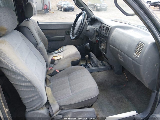 Toyota Tacoma Xtracab