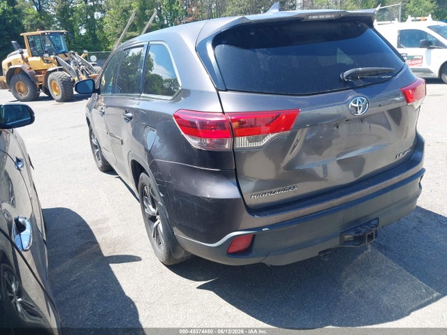 Toyota Highlander Le Plus