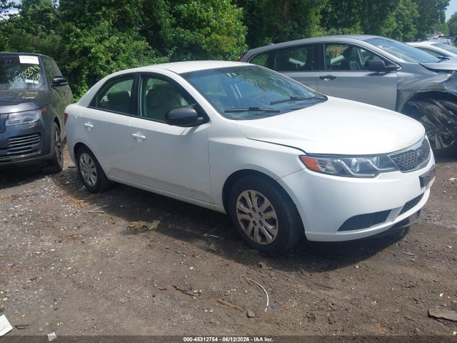 Salvage Kia Forte Image