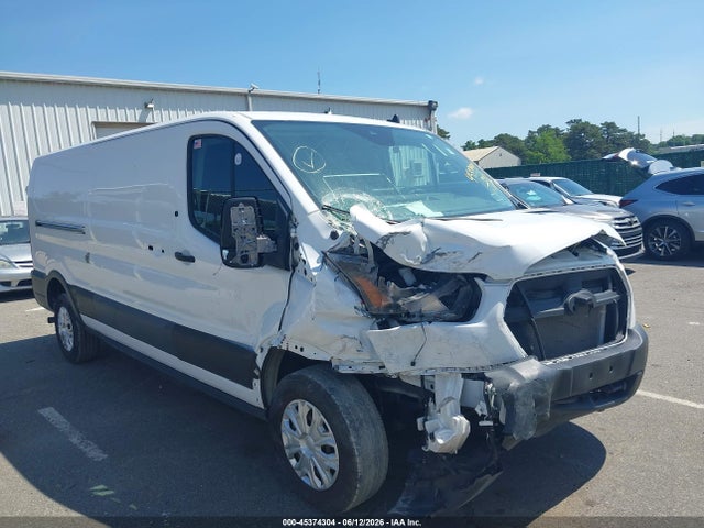 Salvage Ford Transit Image