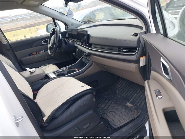 Kia Carnival Ex