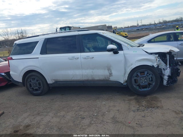 Kia Carnival Ex