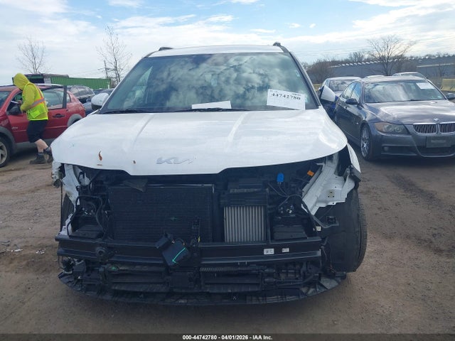 Kia Carnival Ex
