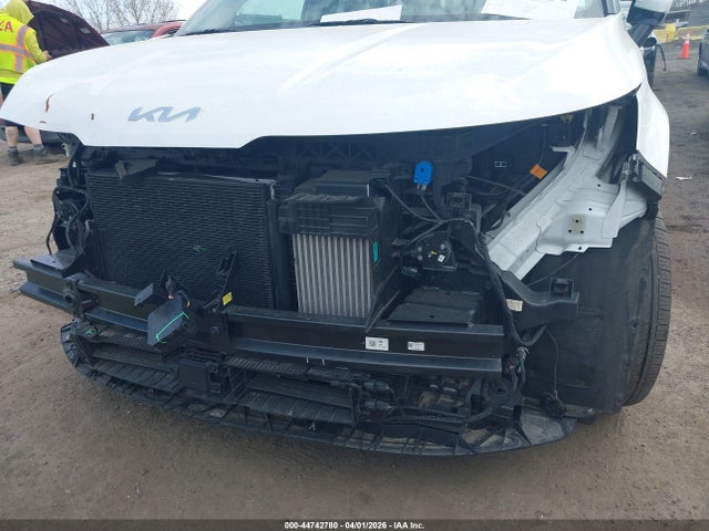 Kia Carnival Ex