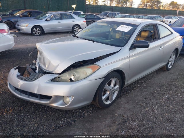 Toyota Camry Sle V6