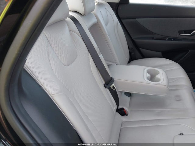 Hyundai ELANTRA Limited