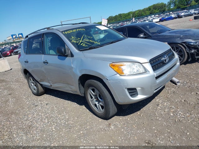 Salvage Toyota RAV4 Image