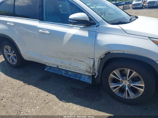 Toyota Highlander Xle V6