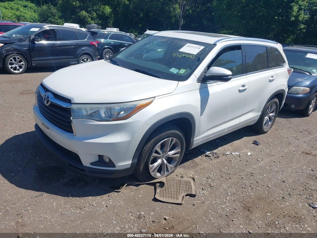 Toyota Highlander Xle V6