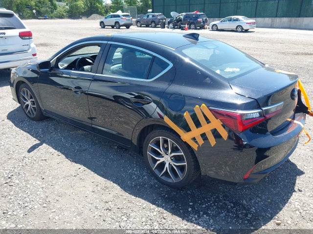 Acura ILX
