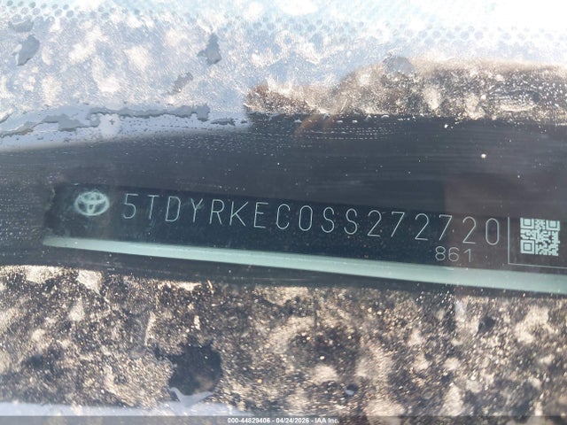 Toyota Sienna Xle 8 Passenger