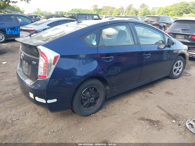 Toyota Prius Three