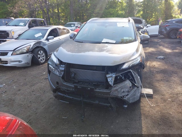 Nissan Rogue Platinum