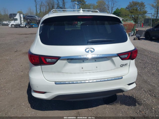 INFINITI Qx Luxe