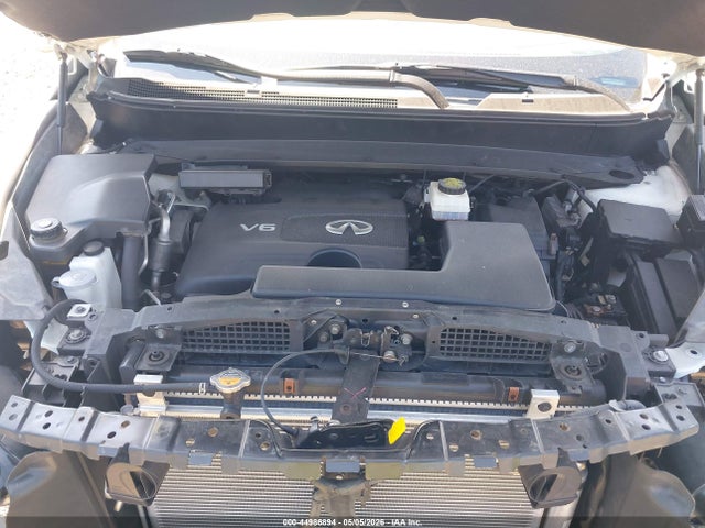 INFINITI Qx Luxe