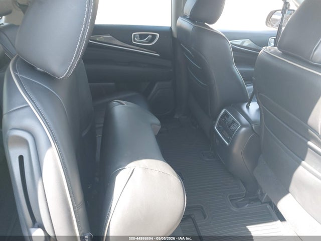 INFINITI Qx Luxe