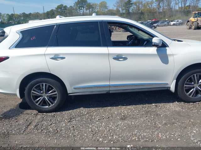 INFINITI Qx Luxe