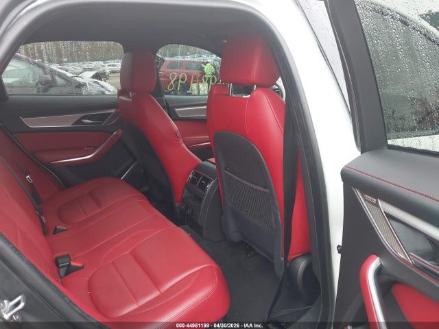 Jaguar F-PACE R-dynamic S P400 Awd Automatic