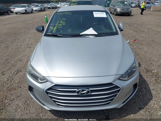 Hyundai ELANTRA Sel