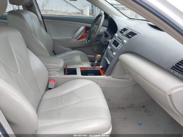 Toyota Camry Xle