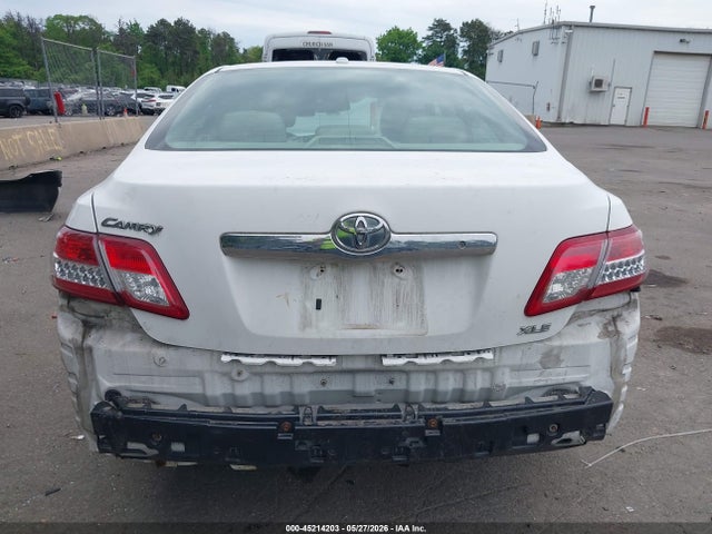 Toyota Camry Xle