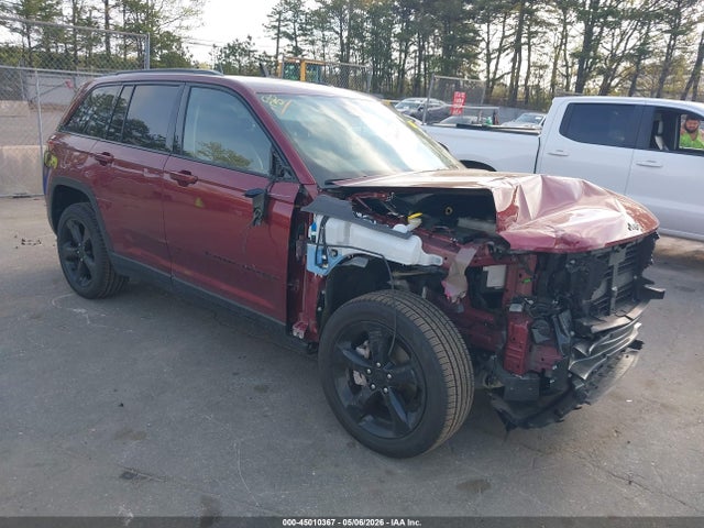 Salvage Jeep Grand Cherokee Image