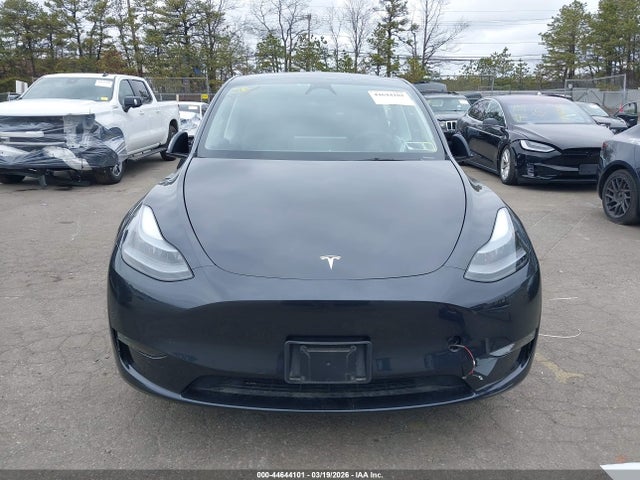 Tesla Model Y Long Range Dual Motor All-wheel Drive