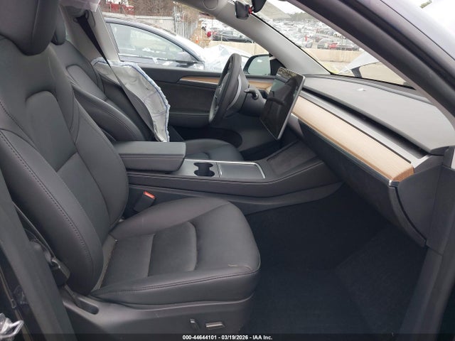Tesla Model Y Long Range Dual Motor All-wheel Drive