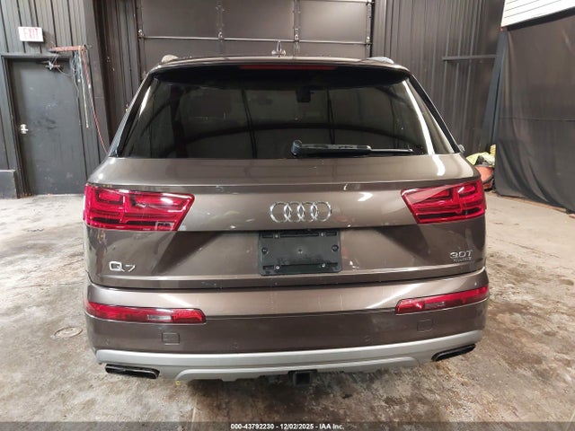 Audi Q7 3.0t Premium
