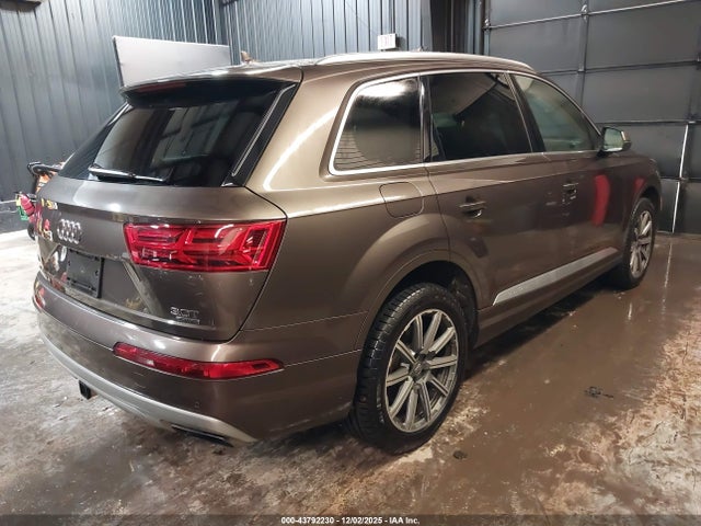 Audi Q7 3.0t Premium
